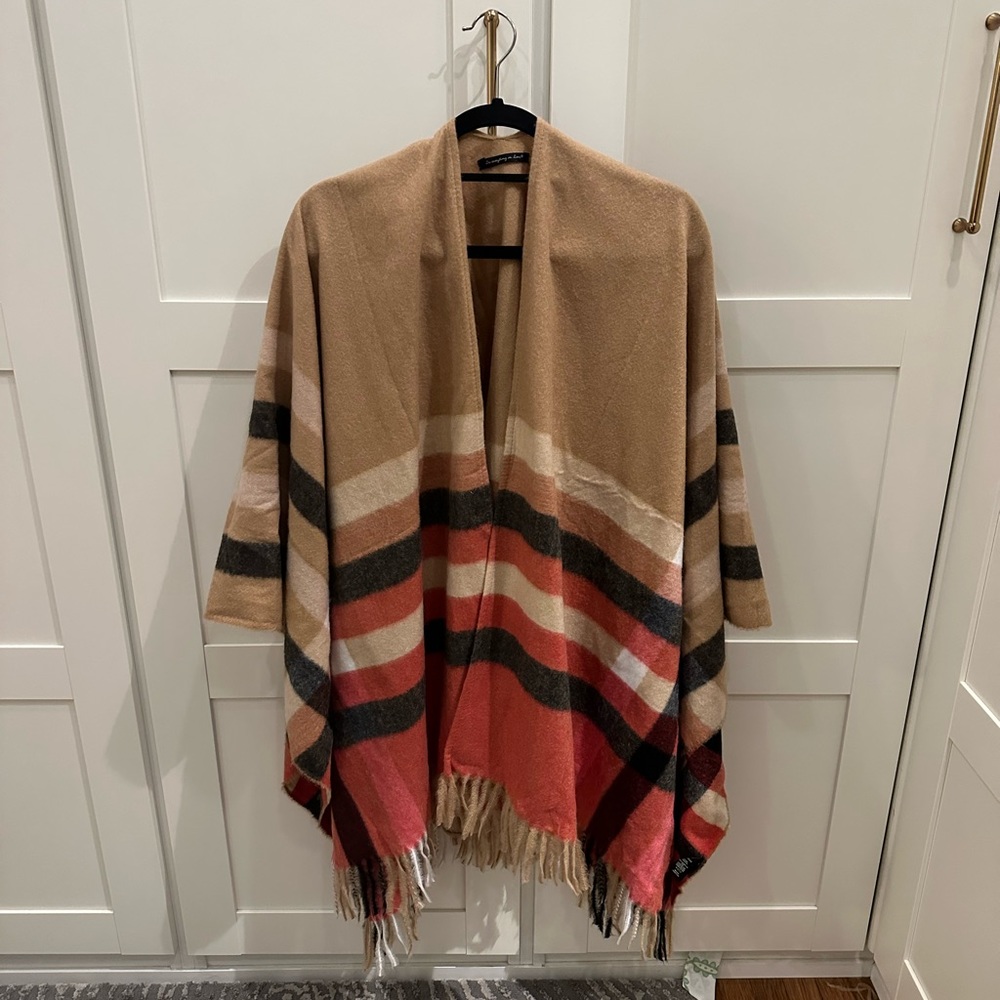 Plaid Burberry style cape